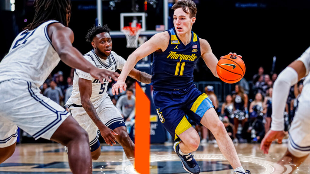 53岁齐达内夜游上海，与大妈踢毽子几分钟融入氛围，展现顶级球商