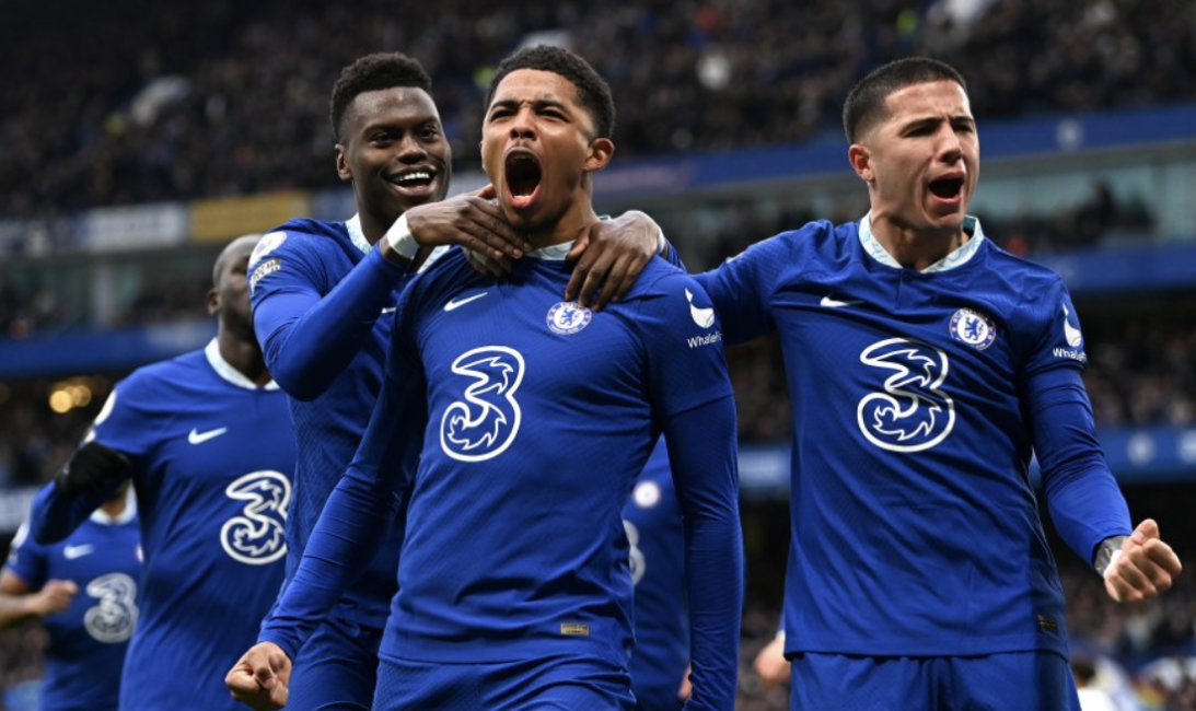 维斯塔潘：别太失望，我们以精彩的表现结束了赛季